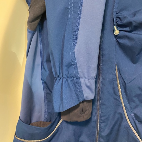 Vintage Lululemon Running Jacket - Picture 5 of 10